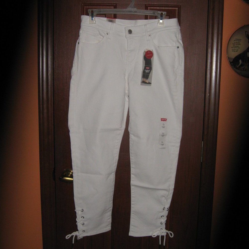 NWT LEVI STRAUSS & CO.